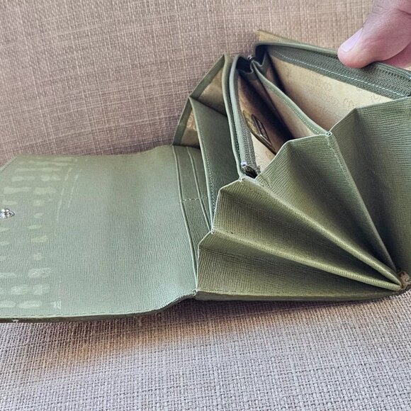 Cocco Fiore Women Clutch Wallet Multi Color Patent Leather Card Holder Purse - Picture 14 of 16